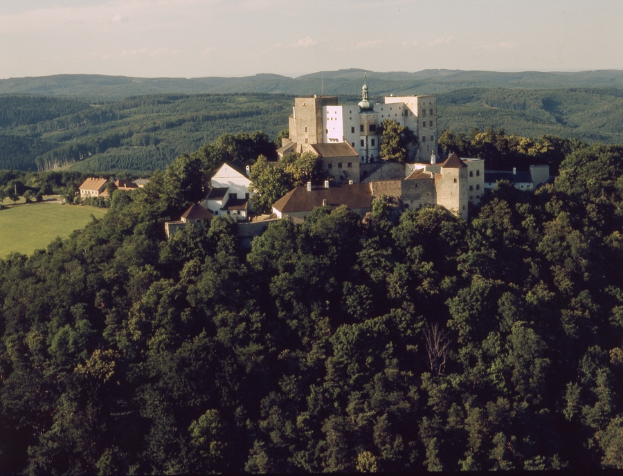 hrad pri Luhačoviciach